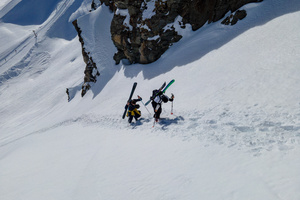 Avontuur van Tymen _ Skiën _ Berg beklimmen _ Sneeuw