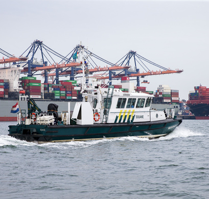 een boot van de Douane